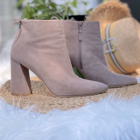 Stuart Weitzman Grandiose Suede Ankle Bootie - Picture 14 of 14